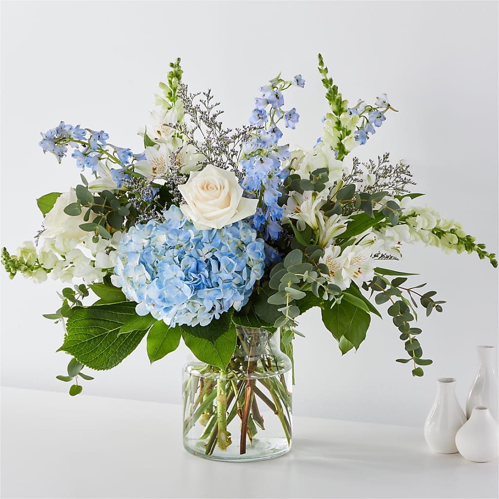 Coastal Blossom Bouquet – MARTHA'S FLOWER & GIFT SHOP, Bushnell FL