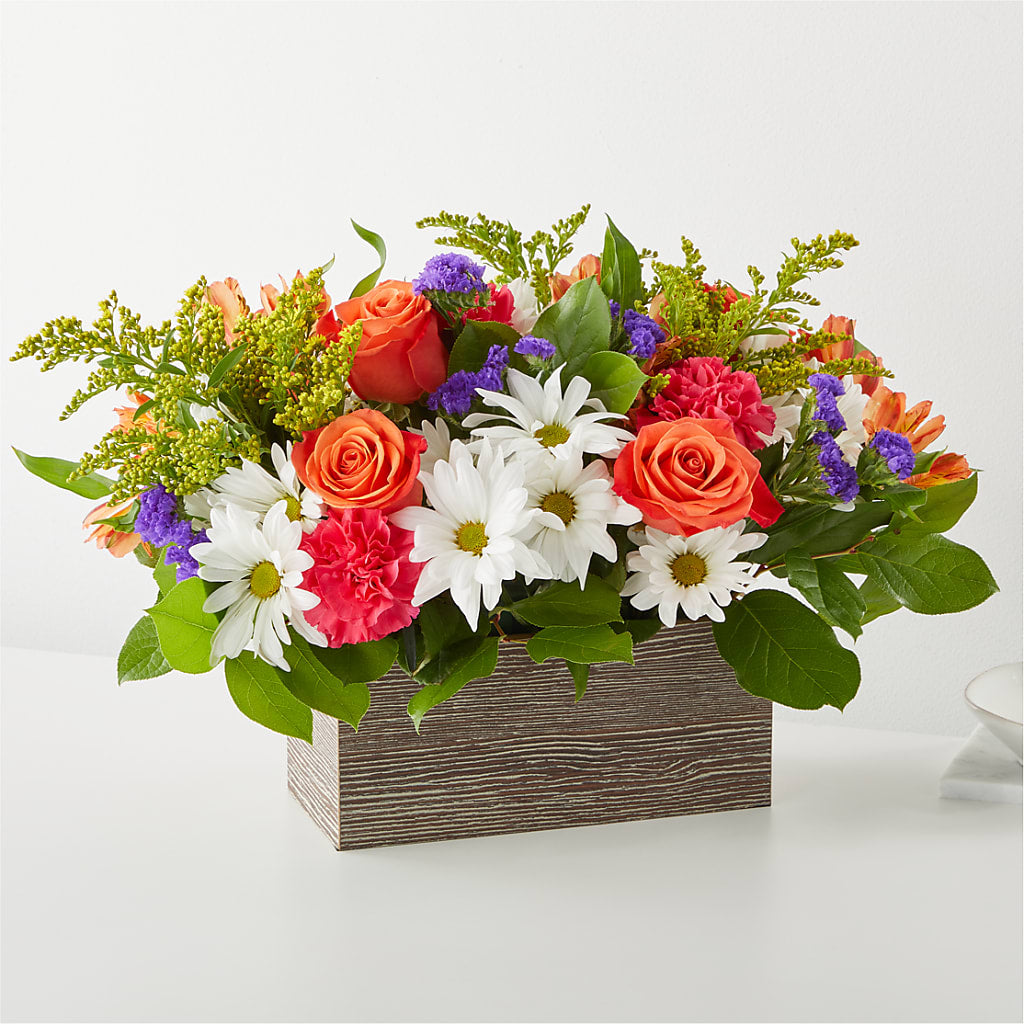 Oopsie Daisy Box Bouquet – MARTHA'S FLOWER & GIFT SHOP, Bushnell FL