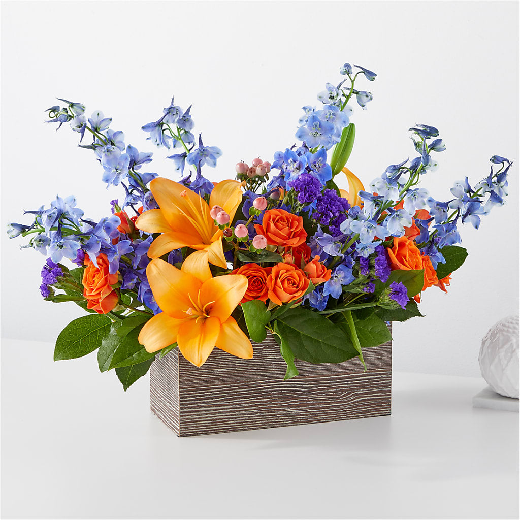 Radiant Citrus Box Bouquet – MARTHA'S FLOWER & GIFT SHOP, Bushnell FL
