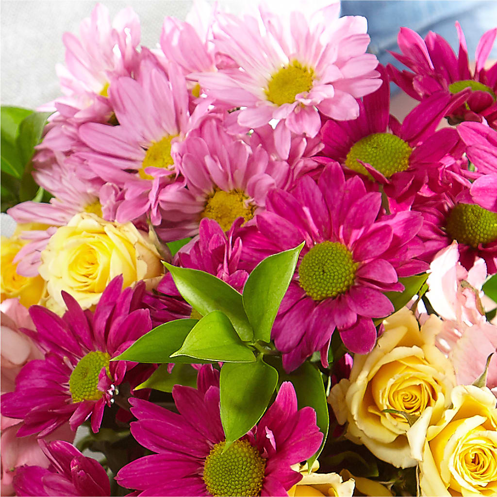 Florist Original Mixed Bouquet – MARTHA'S FLOWER & GIFT SHOP, Bushnell FL