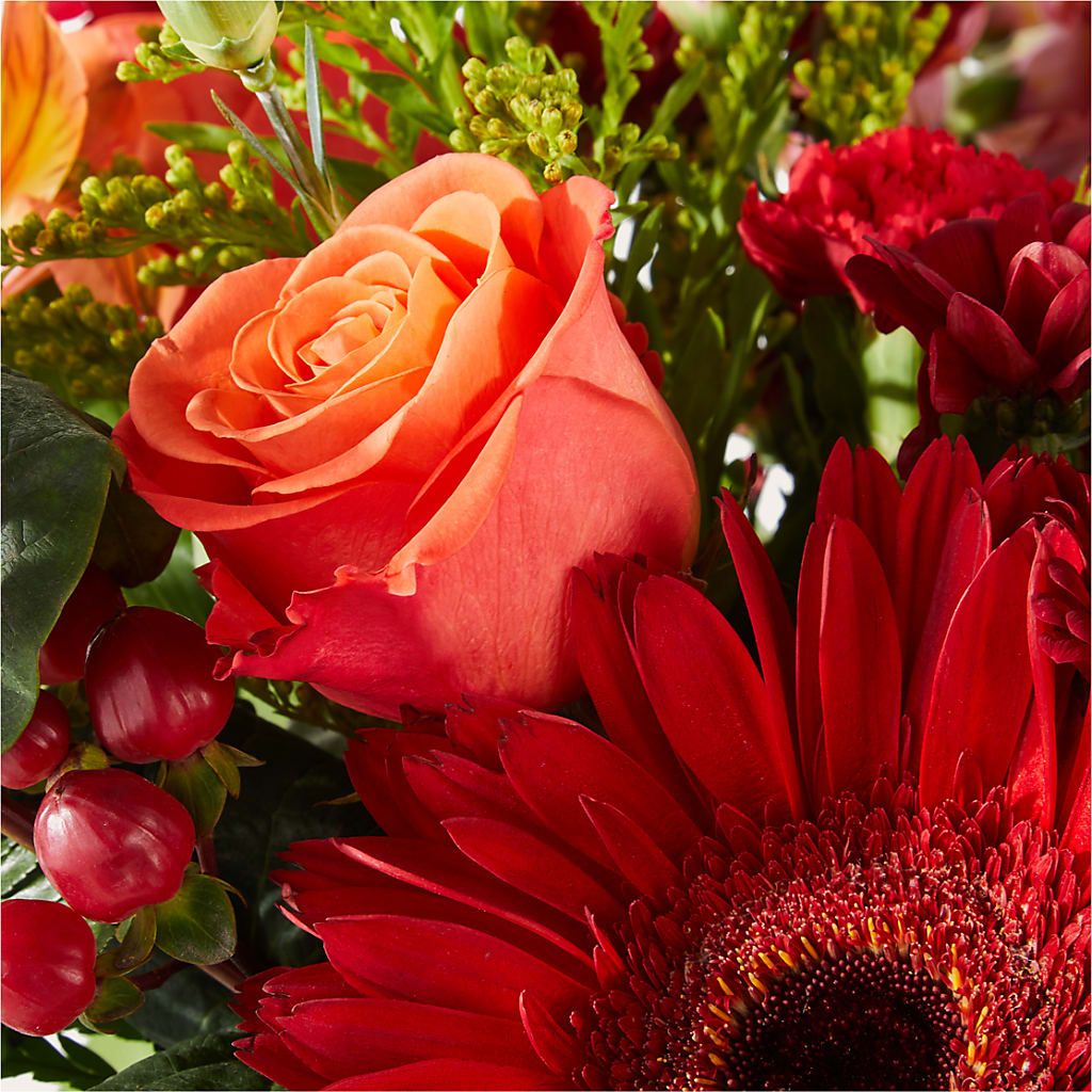 Sweater Season - A Florist Original – MARTHA'S FLOWER & GIFT SHOP, Bushnell FL
