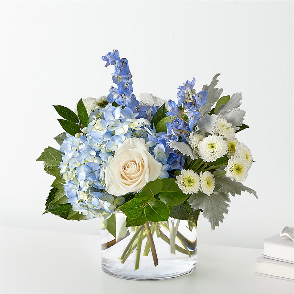 Clear Skies Bouquet – MARTHA'S FLOWER & GIFT SHOP, Bushnell FL