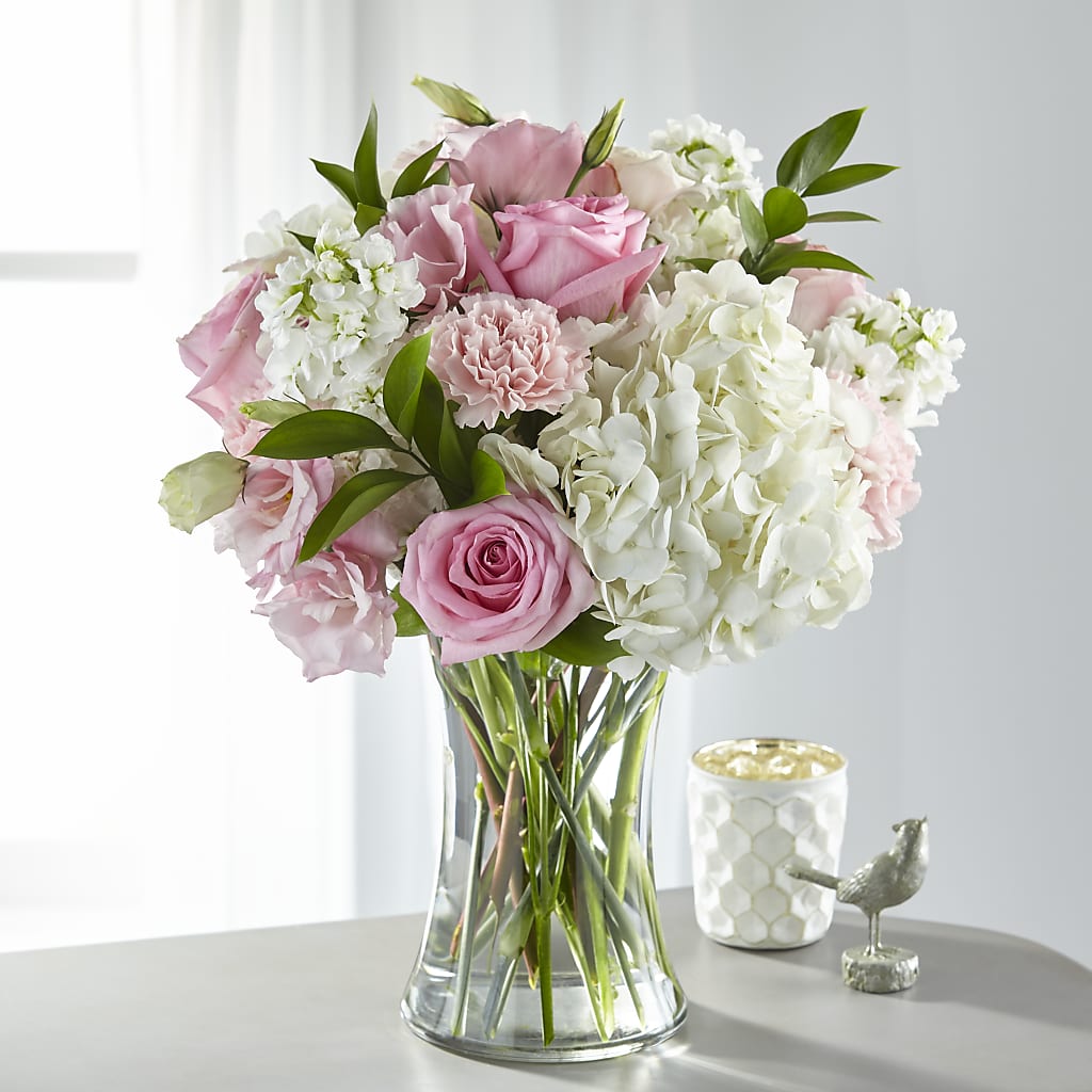 Guiding Grace Bouquet – MARTHA'S FLOWER & GIFT SHOP, Bushnell FL