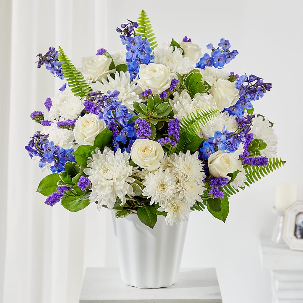 Hold Dear Tabletop Basket – MARTHA'S FLOWER & GIFT SHOP, Bushnell FL