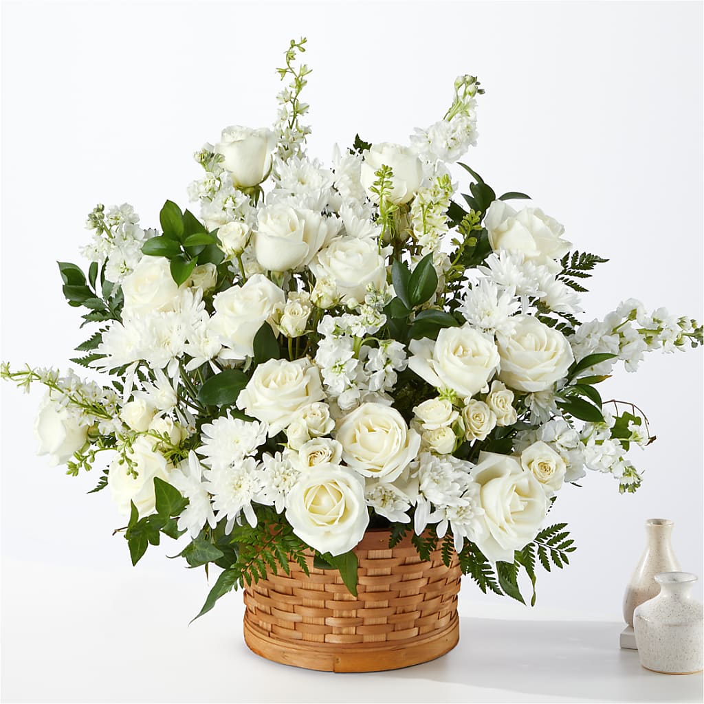 Heartfelt Condolences Arrangement – MARTHA'S FLOWER & GIFT SHOP, Bushnell FL