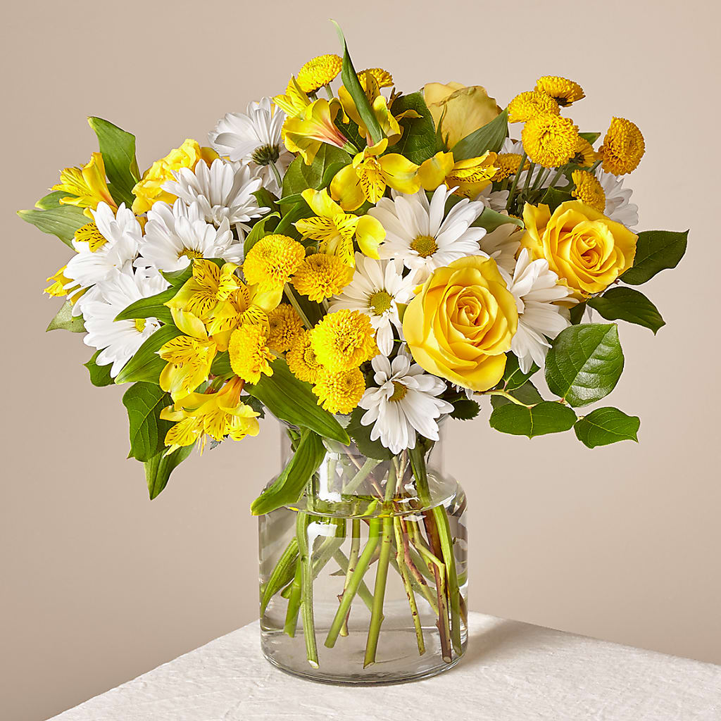 Sunny Sentiments Bouquet – MARTHA'S FLOWER & GIFT SHOP, Bushnell FL