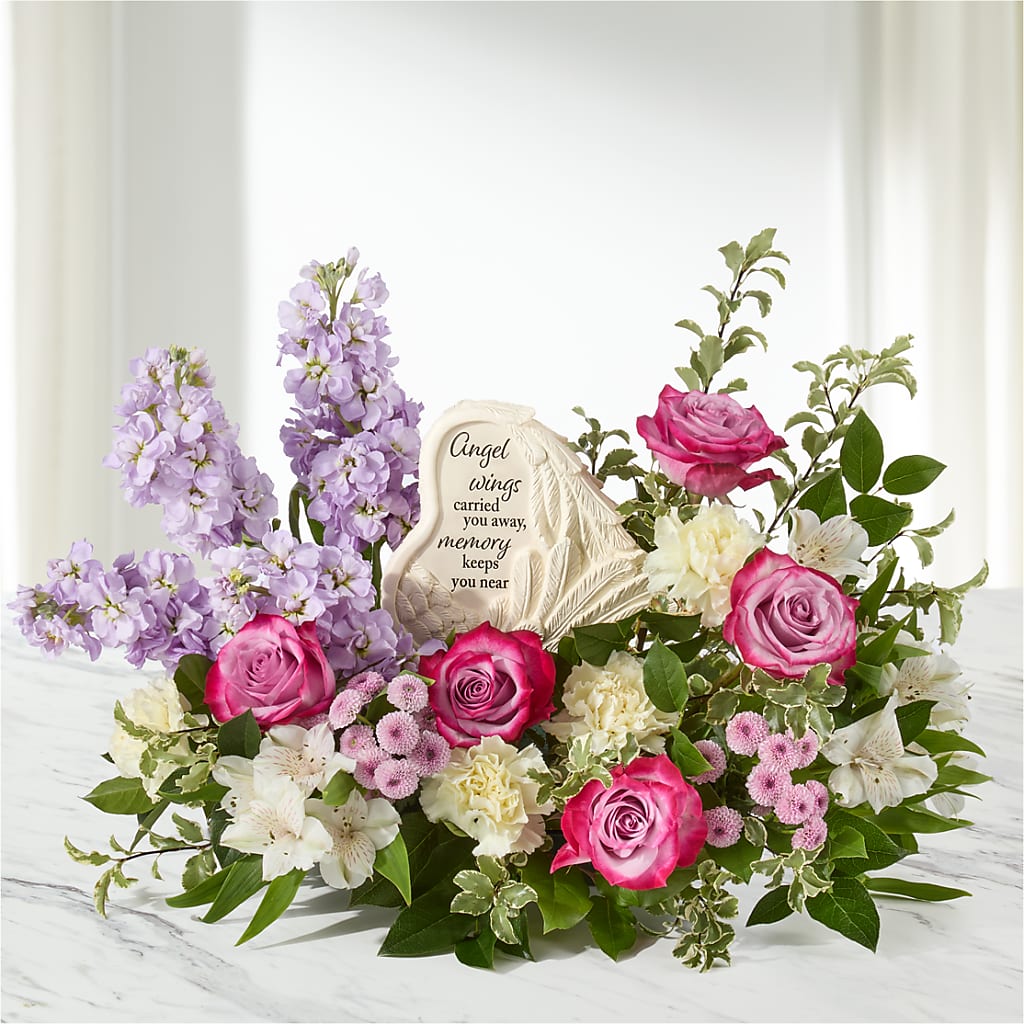 In My Heart Arrangement – MARTHA'S FLOWER & GIFT SHOP, Bushnell FL