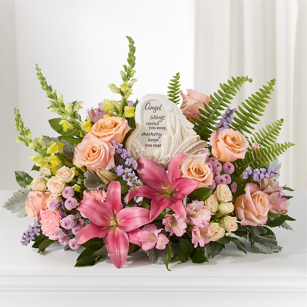 Gentle Light Arrangement – MARTHA'S FLOWER & GIFT SHOP, Bushnell FL