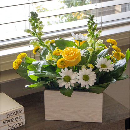 Sun Salutation Box Bouquet – MARTHA'S FLOWER & GIFT SHOP, Bushnell FL