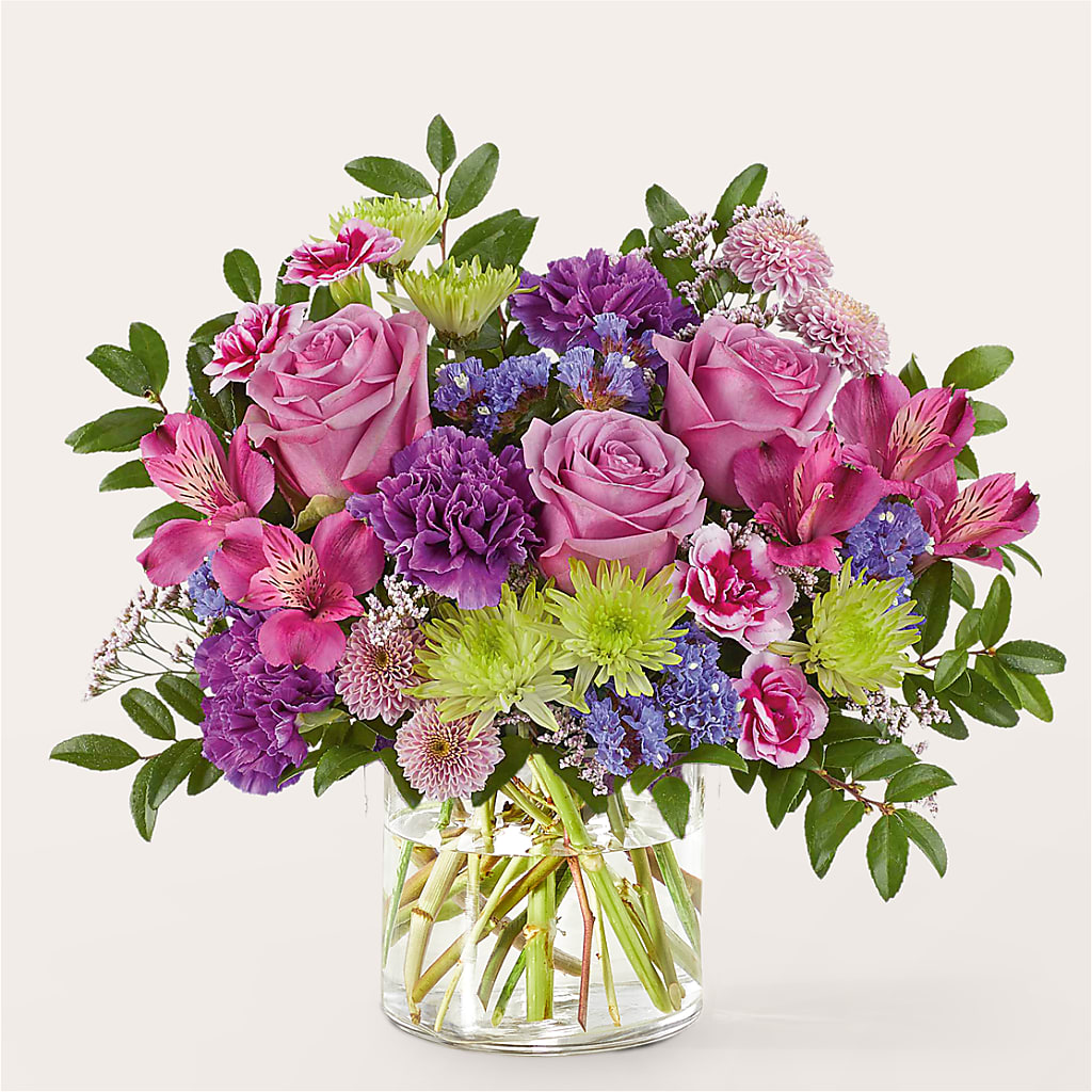 Glass Half Full Bouquet – MARTHA'S FLOWER & GIFT SHOP, Bushnell FL