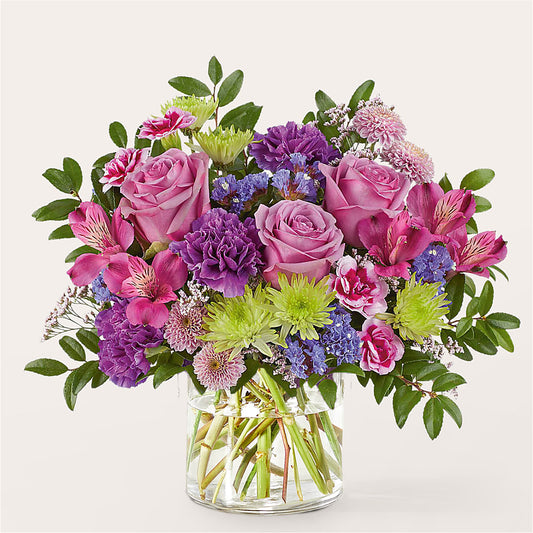 Glass Half Full Bouquet – MARTHA'S FLOWER & GIFT SHOP, Bushnell FL
