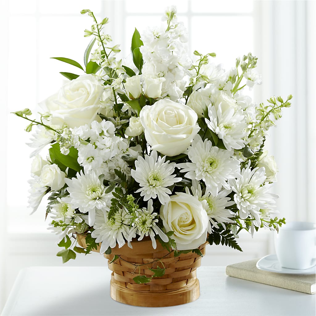 Heartfelt Condolences Arrangement – MARTHA'S FLOWER & GIFT SHOP, Bushnell FL