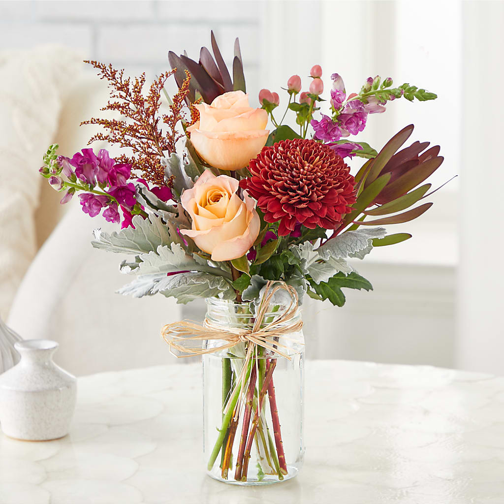Moody Hues Bouquet – MARTHA'S FLOWER & GIFT SHOP, Bushnell FL