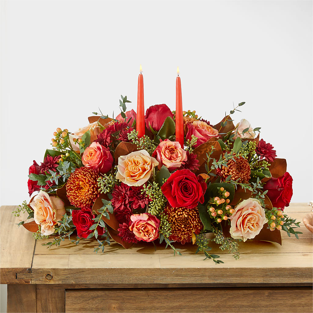 Gather Near Centerpiece – MARTHA'S FLOWER & GIFT SHOP, Bushnell FL