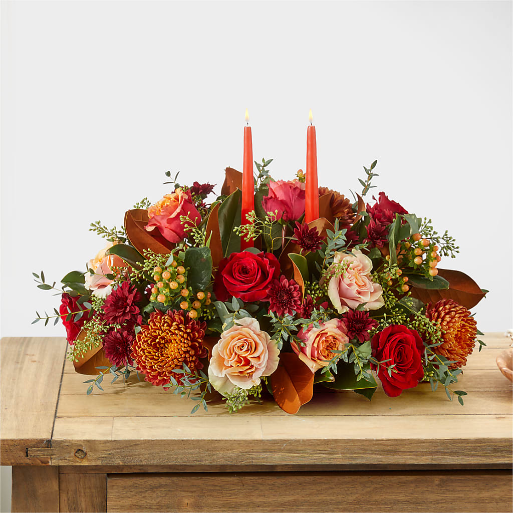 Gather Near Centerpiece – MARTHA'S FLOWER & GIFT SHOP, Bushnell FL